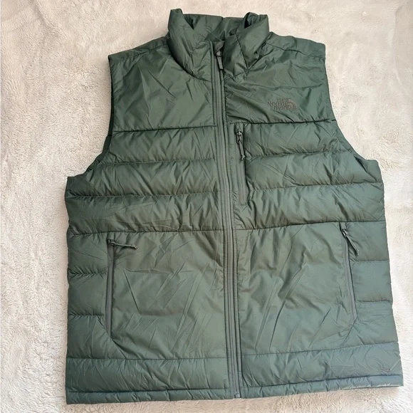 The North Face Aconcagua 2 Down Vest Men’s L | Outdoor Performance | Lightweight - Picture 3 of 11